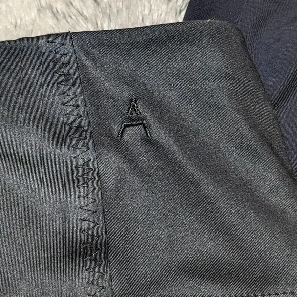 ADAY Black Throw It Higher Leggings Pockets Small - Picture 3 of 8